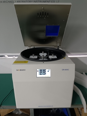 8000r/min 24*5ml容量 低速自動遠心機 GR-600C